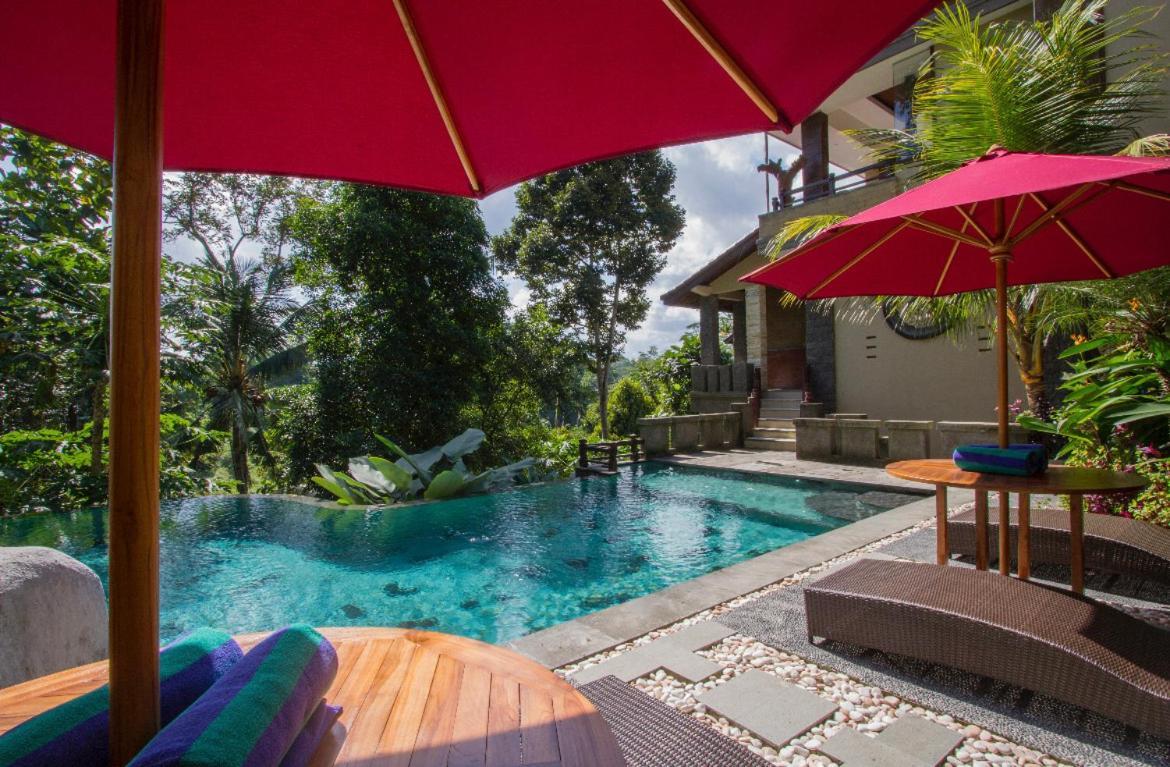 The Iyang Ubud Hotel Exterior photo